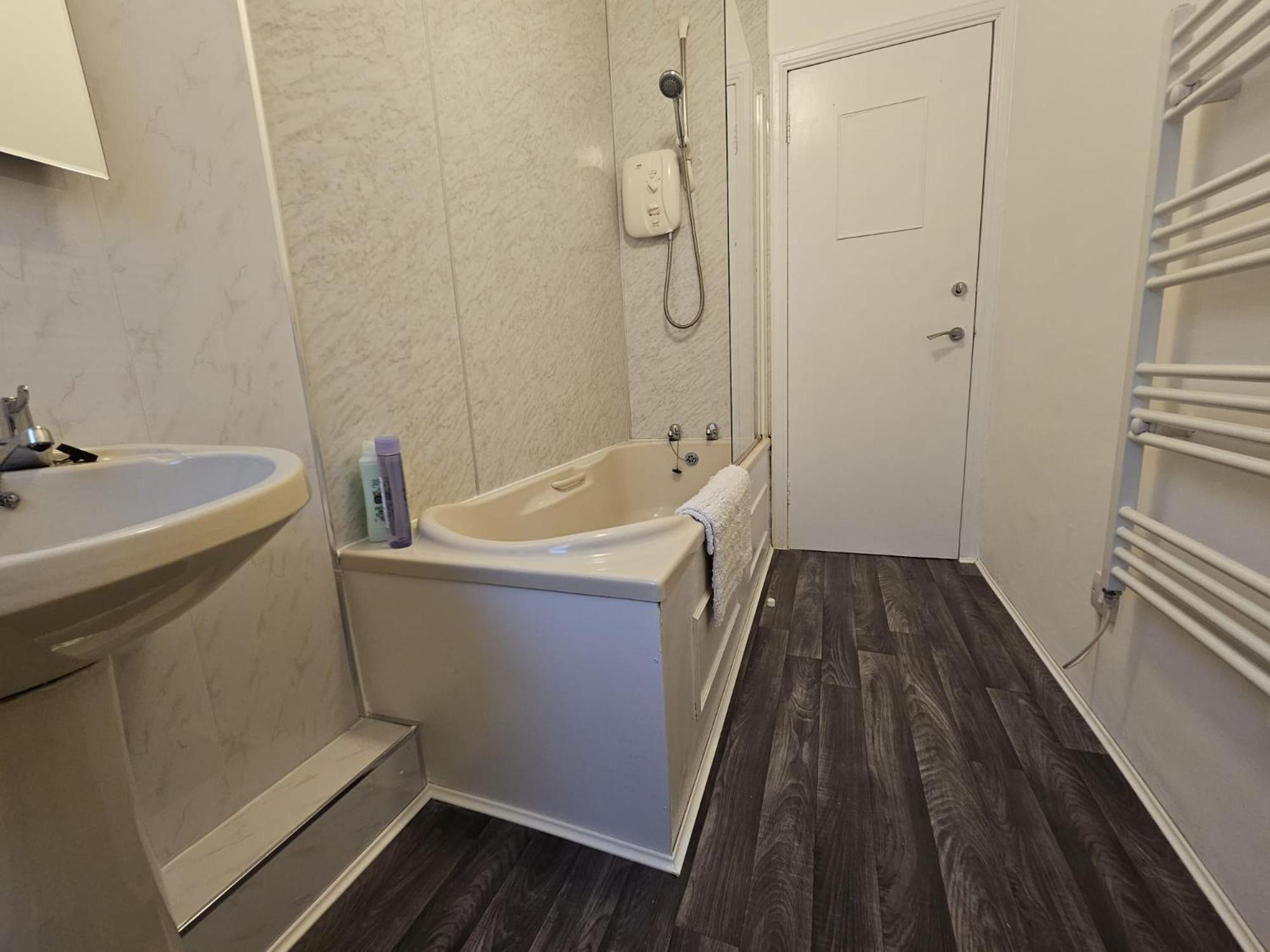 Regina Apartment In Fort William Exteriér fotografie