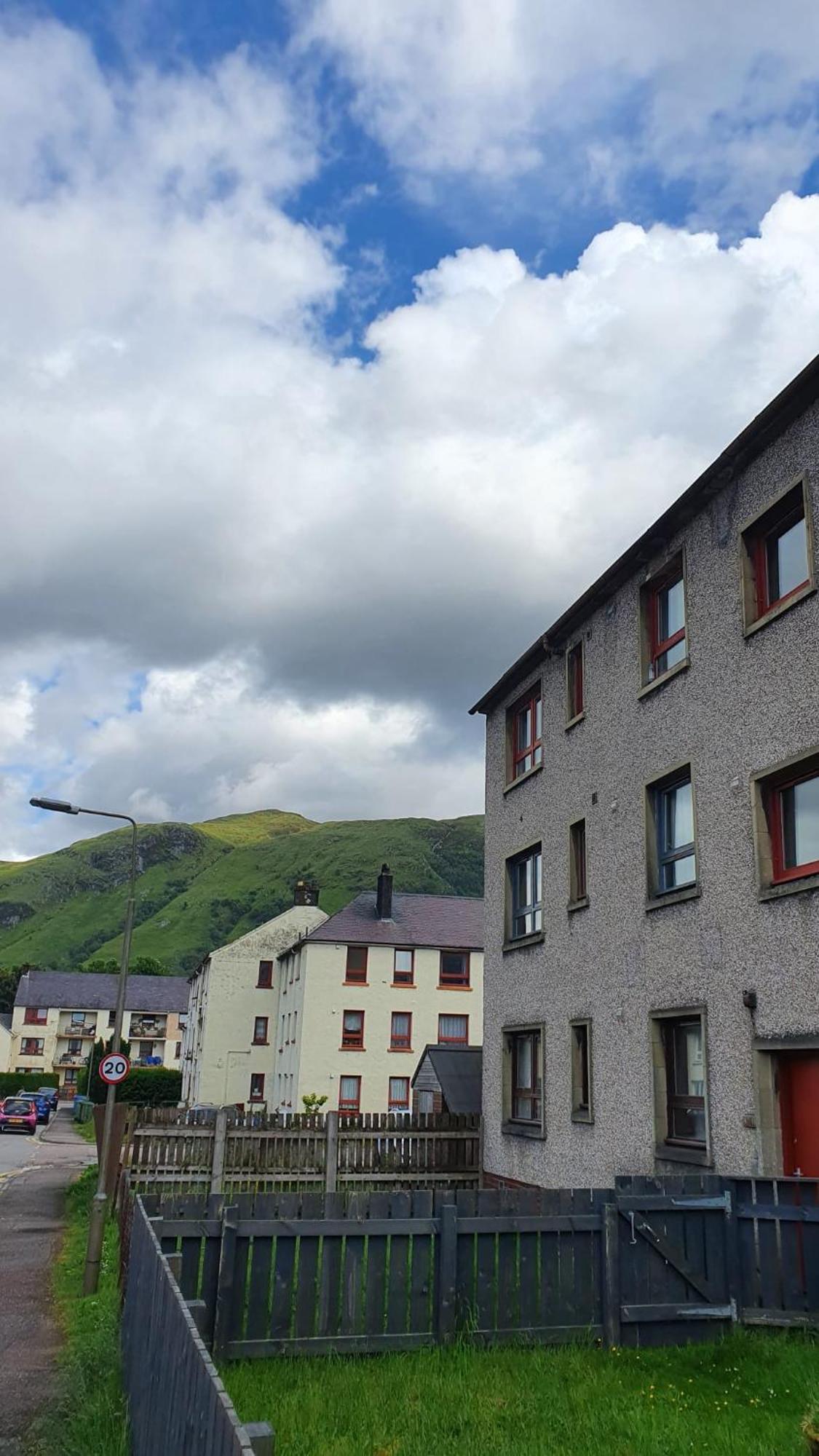 Regina Apartment In Fort William Exteriér fotografie